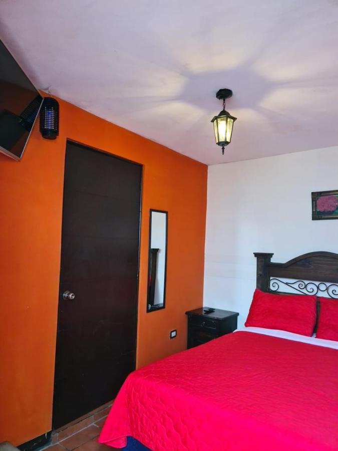 Hotel San Judas Tadeo Garden 안티구아 과테말라 외부 사진